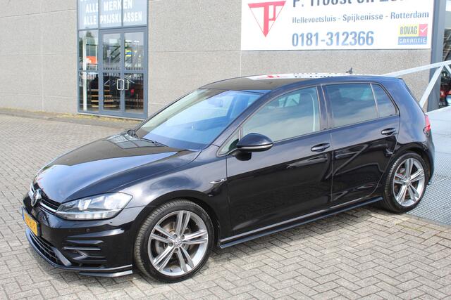 Volkswagen GOLF 1.4 TSI R-line Navigatie/Airco/Cruise control adaptief/Stoelverwarming/Led dagrijverlichting/Parkeersensoren rondom/Mistlampen voor adaptief/Regensensor/Start-stop systeem/Lichtmetalen velgen