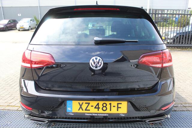Volkswagen GOLF 1.4 TSI R-line Navigatie/Airco/Cruise control adaptief/Stoelverwarming/Led dagrijverlichting/Parkeersensoren rondom/Mistlampen voor adaptief/Regensensor/Start-stop systeem/Lichtmetalen velgen