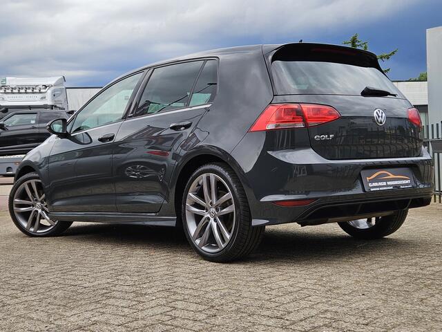 Volkswagen GOLF 1.2 TSI R-Line Edition NAVIGATIE|BLUE TOOTH|CRUISE CONTROL|ECC/AIRCO|PDC VOOR&ACHTER|GETINT GLAS|DEALER ONDERHOUDEN|18 INCH Maandag tot Vrijdag geopend van 09.00 uur tot 20.00 uur en Zaterdag van 09.00 tot 18.00 uur
