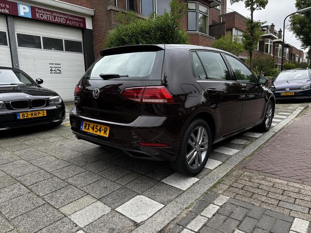 Volkswagen GOLF 1.0 TSI Trendline l Clima l Carplay l Parkeersensoren l Navi