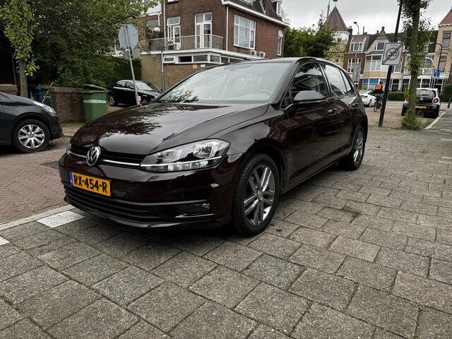 Volkswagen GOLF 1.0 TSI Trendline l Clima l Carplay l Parkeersensoren l Navi