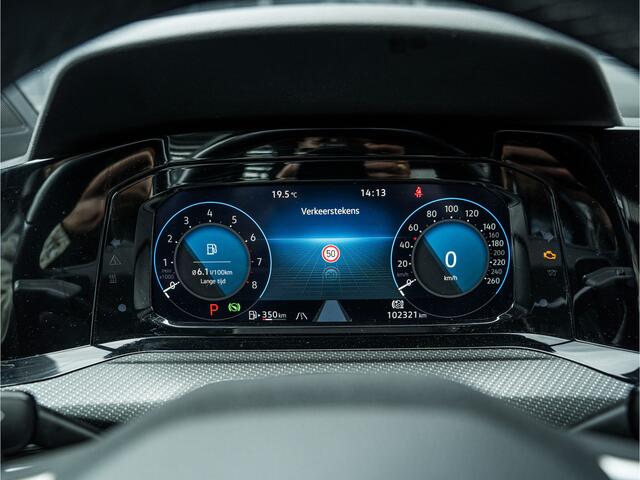 Volkswagen GOLF 1.5 eTSI 2X R-Line 150PK | Pano | Keyless | Virtual | Camera | ACC | DCC | Front Assis | Lane Assis | Side Assis