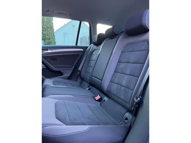 Volkswagen GOLF 1.5 TSI Highline Business R-Line 150pk/Cruise/Navi/PDC