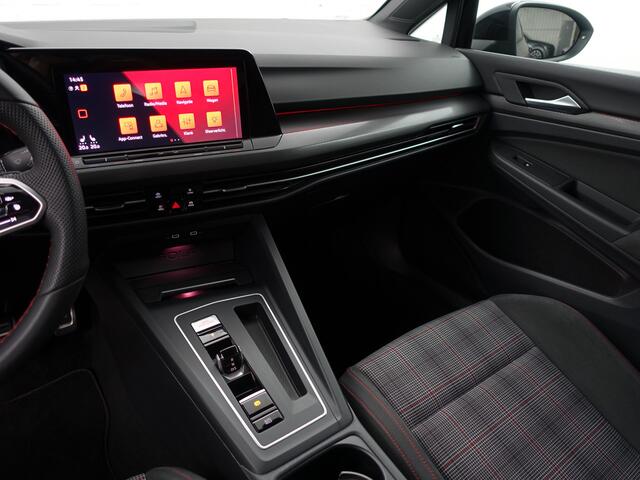 Volkswagen GOLF 2.0 TSI GTI Performance Aut- Panodak, Sfeerverlichting, Carplay, Stuur/Stoelverwarming, Dynamic Select, Ada Cruise