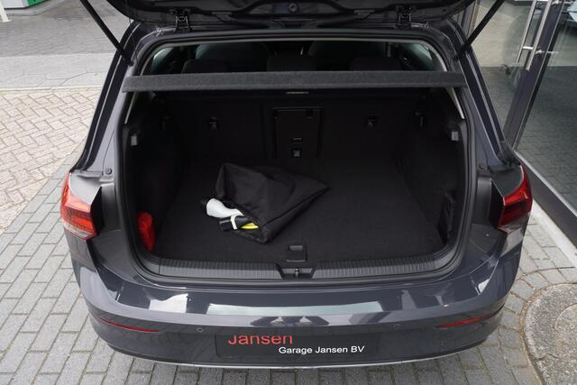 Volkswagen GOLF 1.4 eHybrid Style | CarPlay | Elektr. bestuurdersstoel met geheugen | Navi | ACC | LED