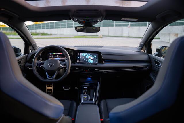 Volkswagen GOLF 2.0 TSI R 4Motion/Pano/IQ/AKRA/H+K/5J-Garantie