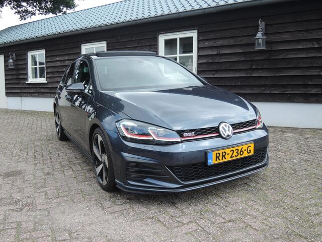 Volkswagen GOLF 2.0 TSI GTI PERFORMANCE