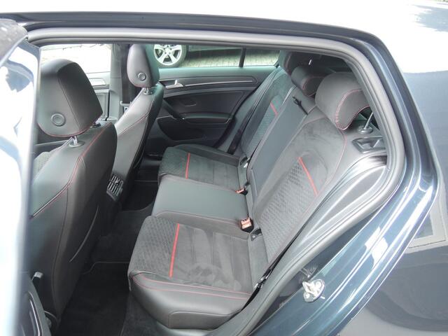 Volkswagen GOLF 2.0 TSI GTI PERFORMANCE