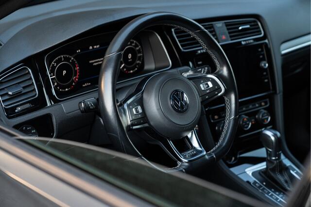 Volkswagen GOLF 2.0 TDI GTD | | Virtual | Sport & Sound | Camera | Lane & Side Assis | Front Assis | ACC | DCC