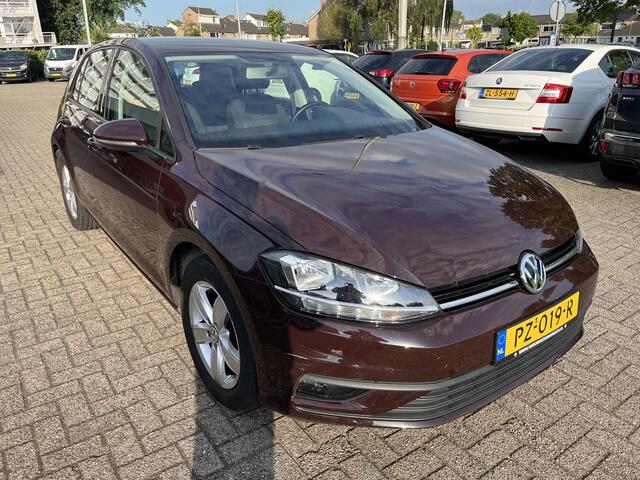 Volkswagen GOLF 1.0 TSI Navi Cruise Pdc Lmv Nap
