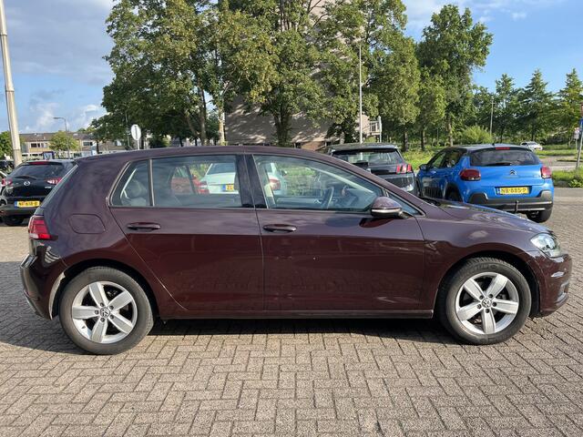 Volkswagen GOLF 1.0 TSI Navi Cruise Pdc Lmv Nap