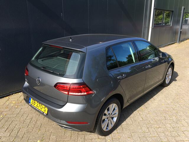 Volkswagen GOLF 1.0 TSI Trendline , Navi, Airco, Cruise control