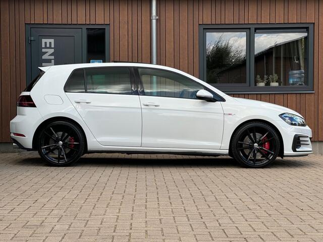 Volkswagen GOLF 2.0 TSI GTI DSG pano acc honeycomb 19'' pretoria