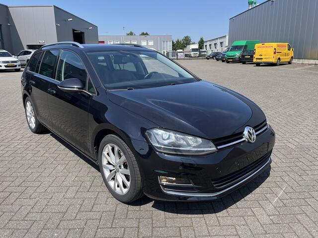 Volkswagen GOLF Variant 1.4 TSI Highline 65 DKM