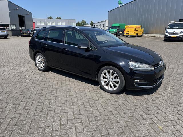 Volkswagen GOLF Variant 1.4 TSI Highline 65 DKM