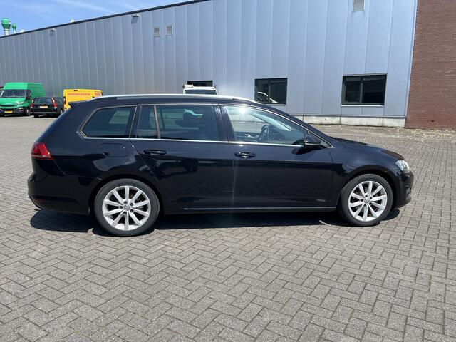 Volkswagen GOLF Variant 1.4 TSI Highline 65 DKM