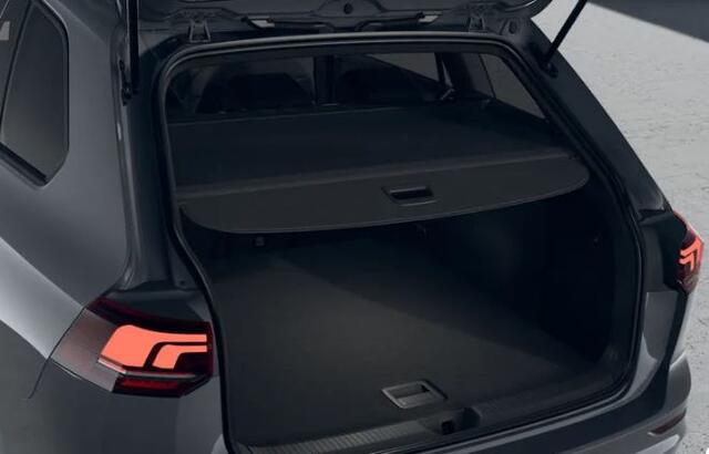 Volkswagen GOLF Variant 1.5 eTSI R-Line Edition