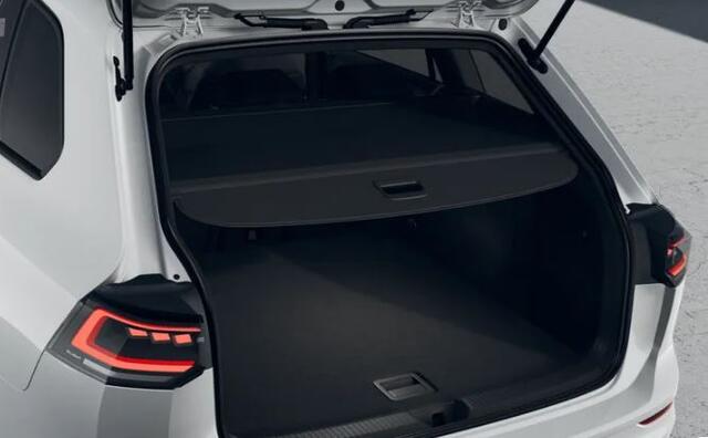 Volkswagen GOLF Variant 1.5 eTSI R-Line Edition