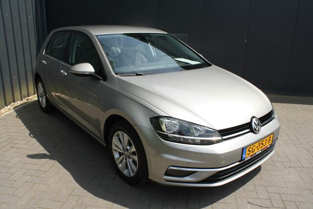 Volkswagen GOLF 1.0 TSI Comfortline - RIJKLAAR - NAVIGATIE - CAMERA - 5-DEURS