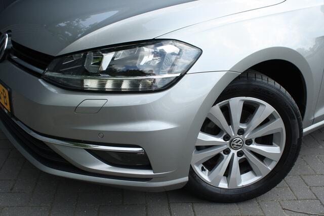 Volkswagen GOLF 1.0 TSI Comfortline - RIJKLAAR - NAVIGATIE - CAMERA - 5-DEURS