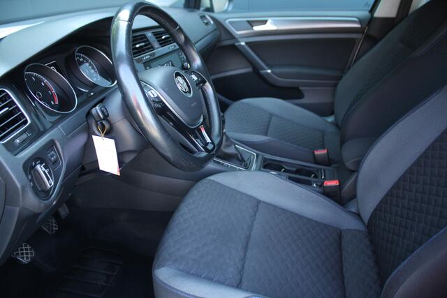 Volkswagen GOLF 1.0 TSI Comfortline - RIJKLAAR - NAVIGATIE - CAMERA - 5-DEURS