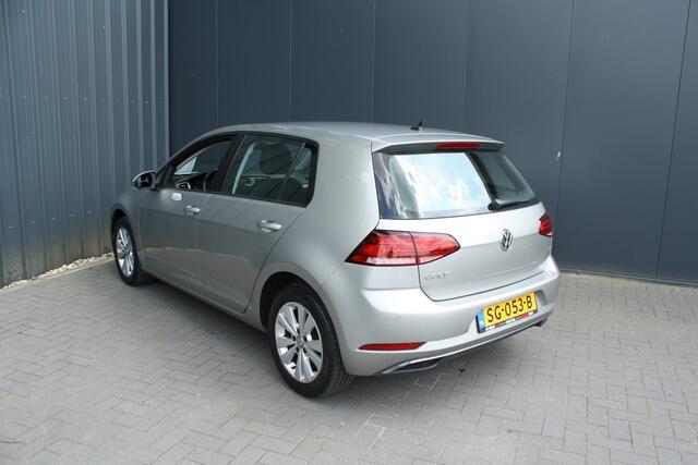 Volkswagen GOLF 1.0 TSI Comfortline - RIJKLAAR - NAVIGATIE - CAMERA - 5-DEURS