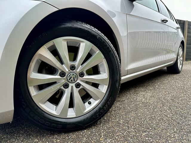 Volkswagen GOLF Variant 1.0 TSI Business Edition Connected NL-auto