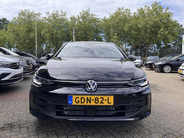 Volkswagen GOLF Variant 1.5 eTSI Life Business