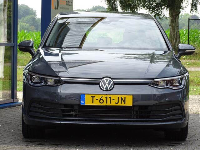 Volkswagen GOLF 1.0 eTSI Life Business
