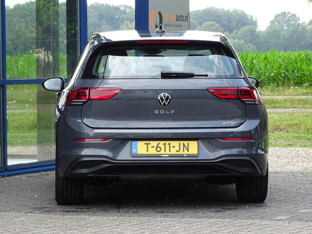 Volkswagen GOLF 1.0 eTSI Life Business