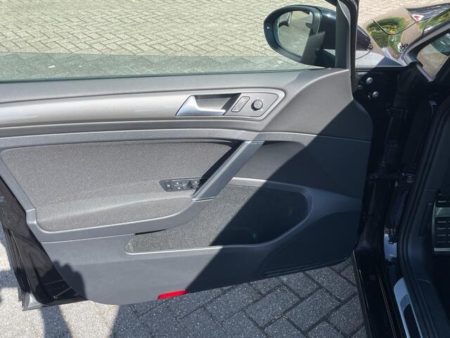 Volkswagen GOLF 1.5 TSI Highline