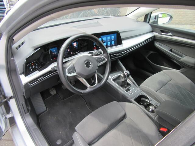 Volkswagen GOLF 1.0 TSI Life Adapt Cruise | Digitale Cockpit | PDC V+A