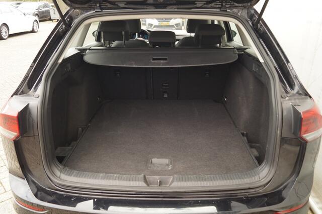 Volkswagen GOLF Variant 1.0 eTSI 110pk DSG Life -NAVI-PDC-