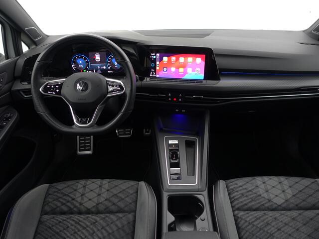 Volkswagen GOLF 1.5 eTSI R Line Aut- Panodak, Harman Kardon, Sfeerverlichting, CarPlay, Stuur/Stoelverwarming, Camera, Dynamic Select