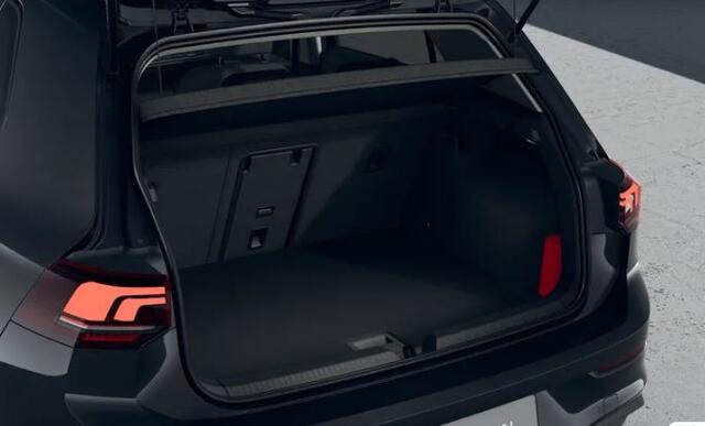 Volkswagen GOLF 1.5 eTSI Life Edition