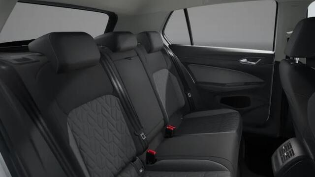 Volkswagen GOLF 1.5 eTSI Life Edition