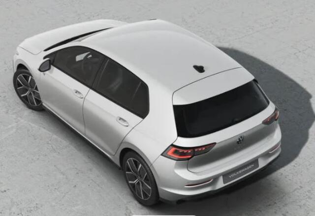 Volkswagen GOLF 1.5 eTSI R-Line Edition !!!Profiteer ook van 2.000 EURO inruilpremie!!!