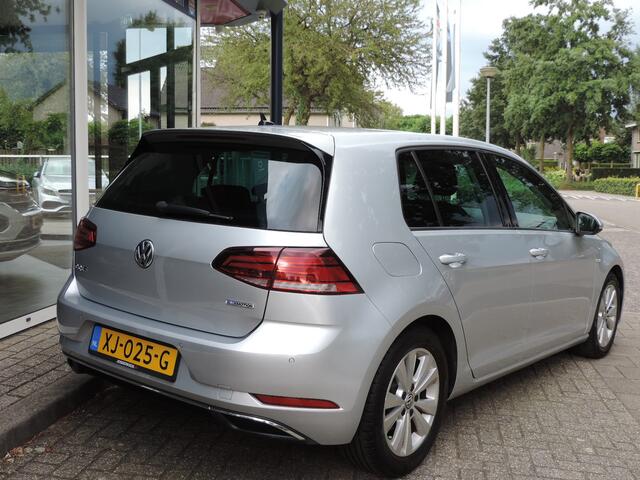 Volkswagen GOLF 1.5 TSI 131PK DSG Comfortline - Adap | PDC v+a | CarPlay | Nav | DAB