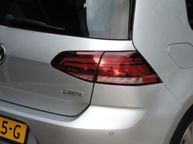 Volkswagen GOLF 1.5 TSI 131PK DSG Comfortline - Adap | PDC v+a | CarPlay | Nav | DAB