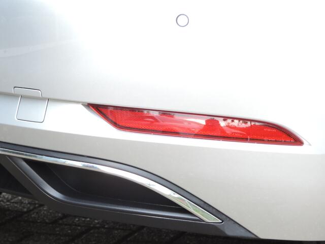 Volkswagen GOLF 1.5 TSI 131PK DSG Comfortline - Adap | PDC v+a | CarPlay | Nav | DAB