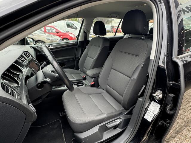Volkswagen GOLF 1.0 TSI Comfortline Business - Apple carplay - Navi - ACC