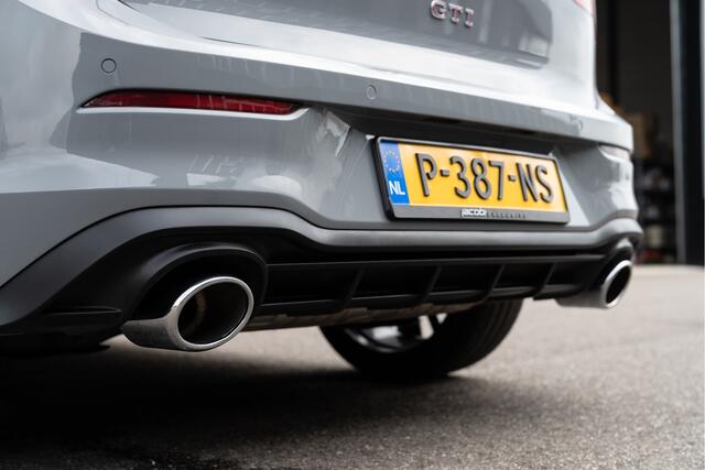 Volkswagen GOLF 8 GTI Clubsport 2021 | 300PK | Pano | Keyless | IQ Light | Nardo | Camera | Lane & Side Assis | ACC | DCC | Sound