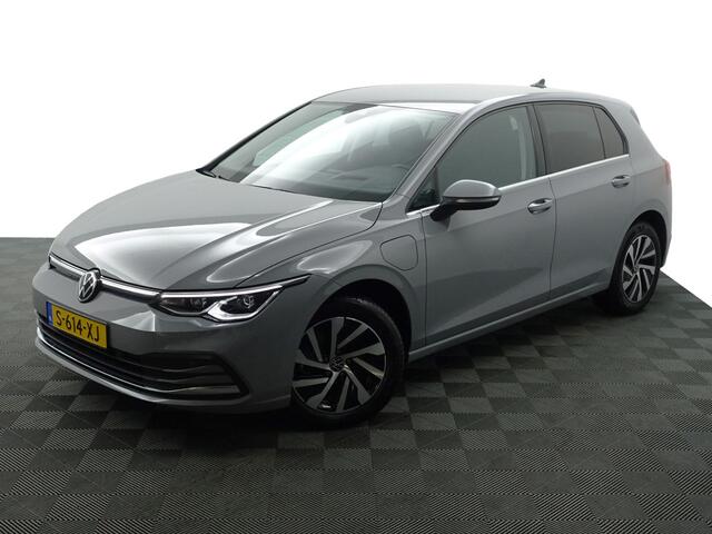 Volkswagen GOLF 1.4 eHybrid GTE 242pk Aut- Head Up, Carplay, Sfeerverlichting, Stoelmassage, Memory, Stuur/Stoelverwarming, Ada Cruise