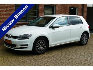 volkswagen-golf-1.4-tsi-connected-s