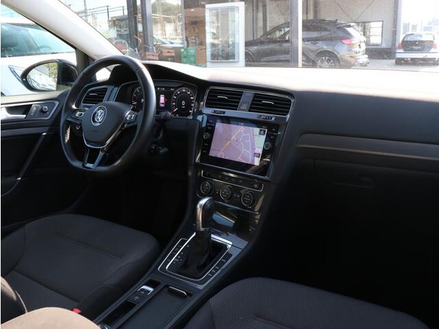 Volkswagen GOLF 1.5 TSI DSG Highline