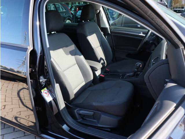 Volkswagen GOLF 1.5 TSI DSG Highline