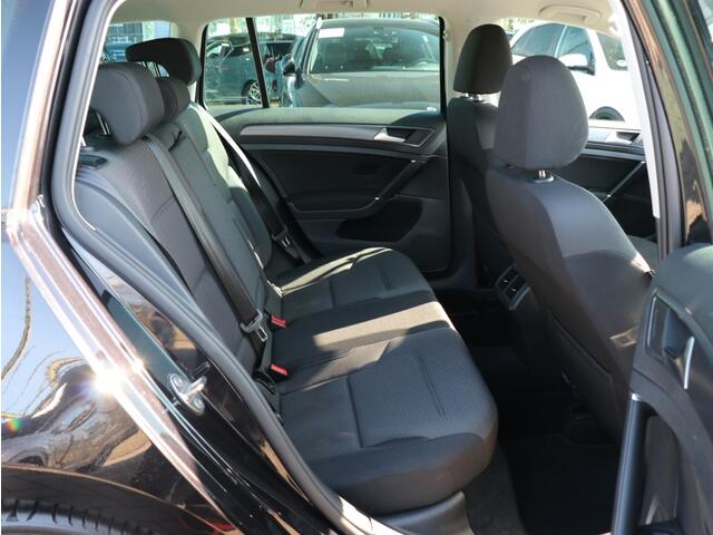 Volkswagen GOLF 1.5 TSI DSG Highline