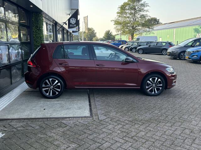 Volkswagen GOLF 1.6 TDI IQ Drive | ACC | Dodehoek | Park Assist