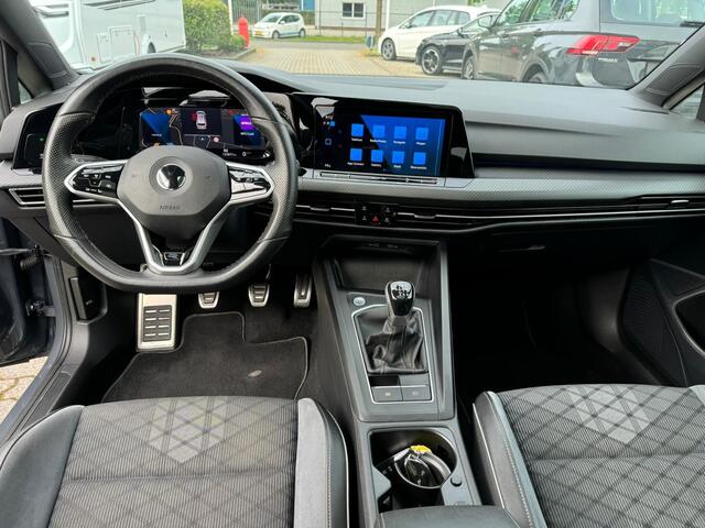 Volkswagen GOLF Variant 1.5 TSI R-Line pano, led, navi, cruise