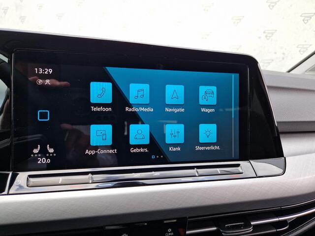 Volkswagen GOLF Variant 1.5 eTSI | Camera | Stoelverwarming | ACC | LED | PDC | DAB |